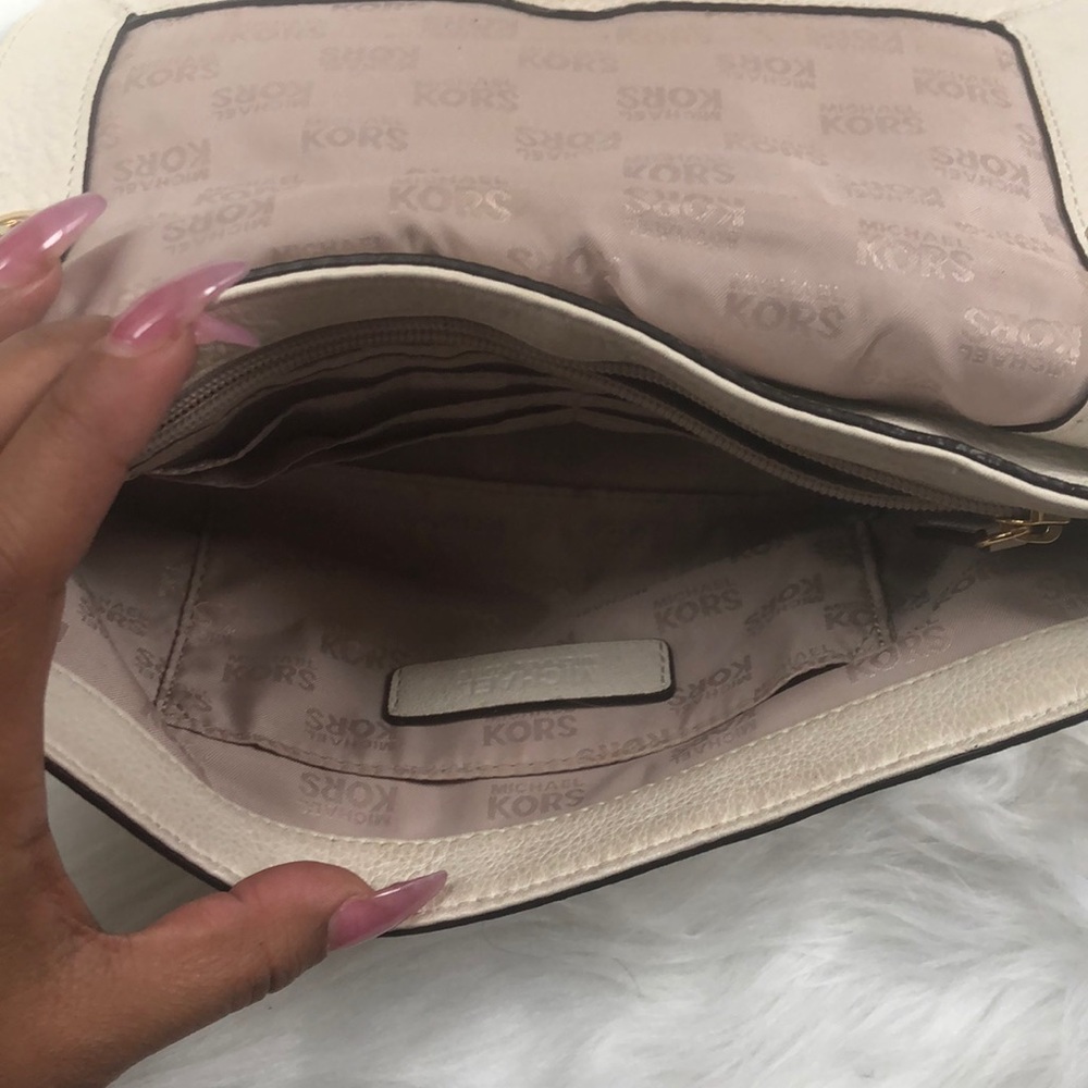 Purse - Picture 3 of 3